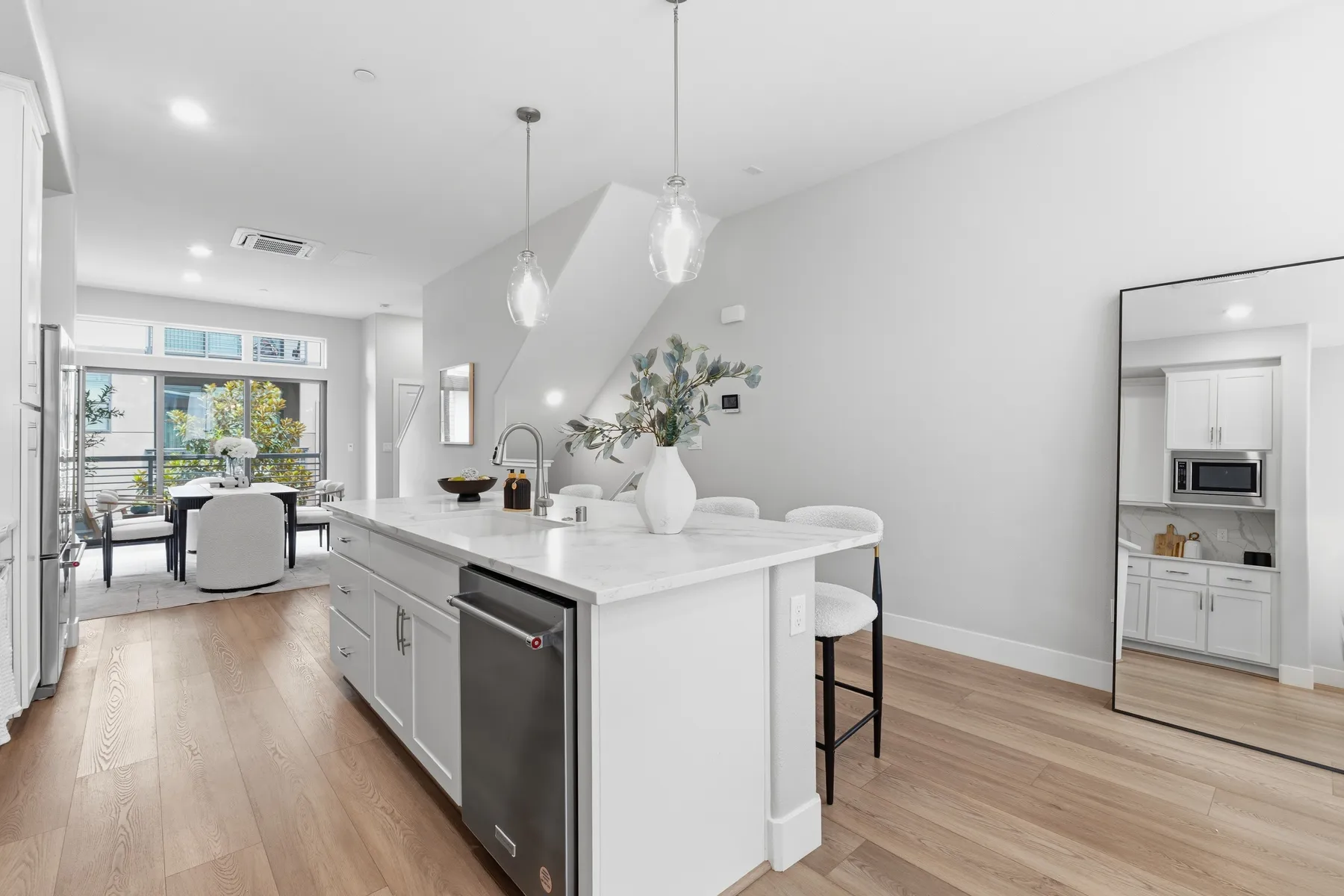 Photo 23 of 63, 185 Waters Park Cir, San Mateo, CA 94403