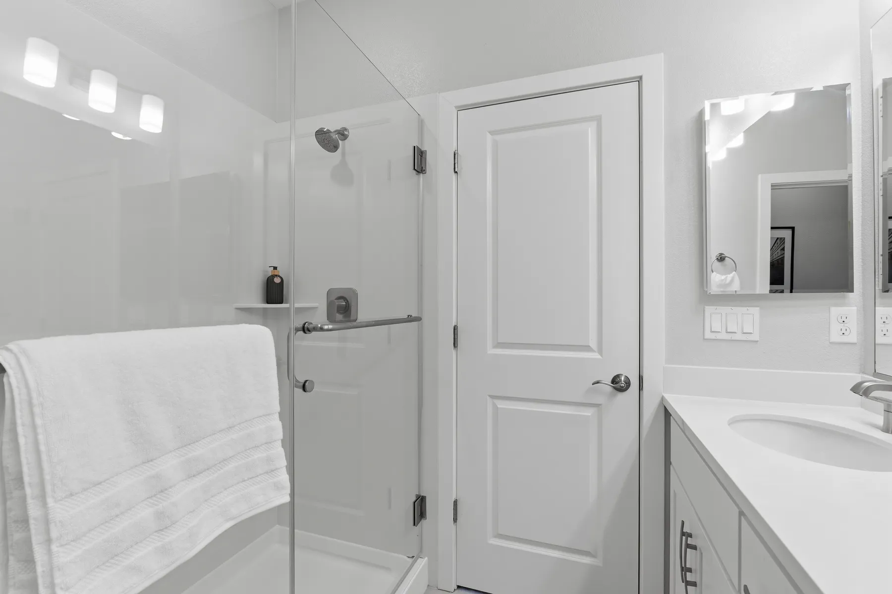 Photo 37 of 63, 185 Waters Park Cir, San Mateo, CA 94403