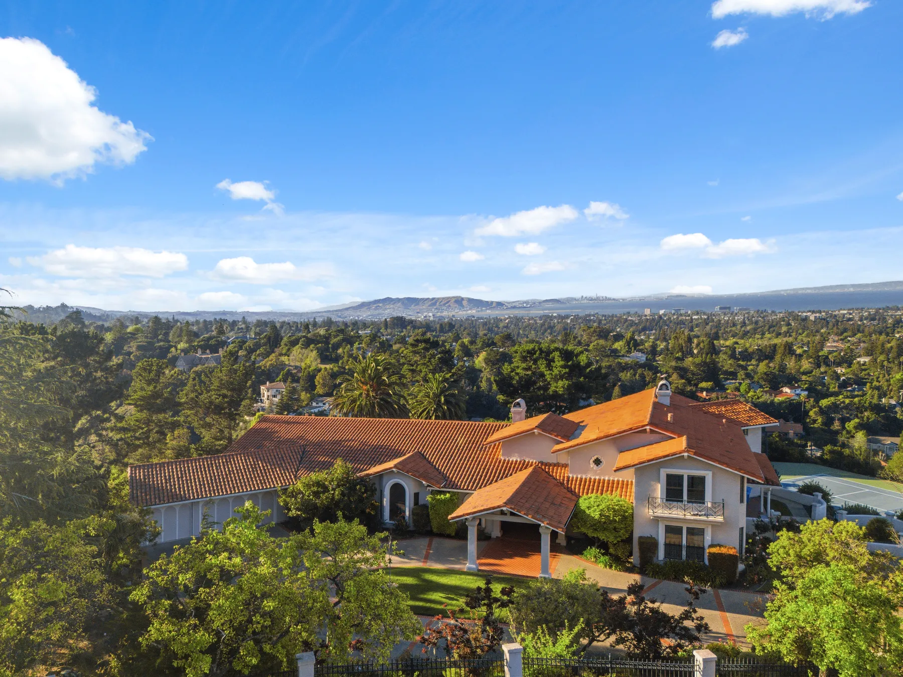 Photo 1 of 130, 200 Tobin Clark Dr, Hillsborough, CA 94010