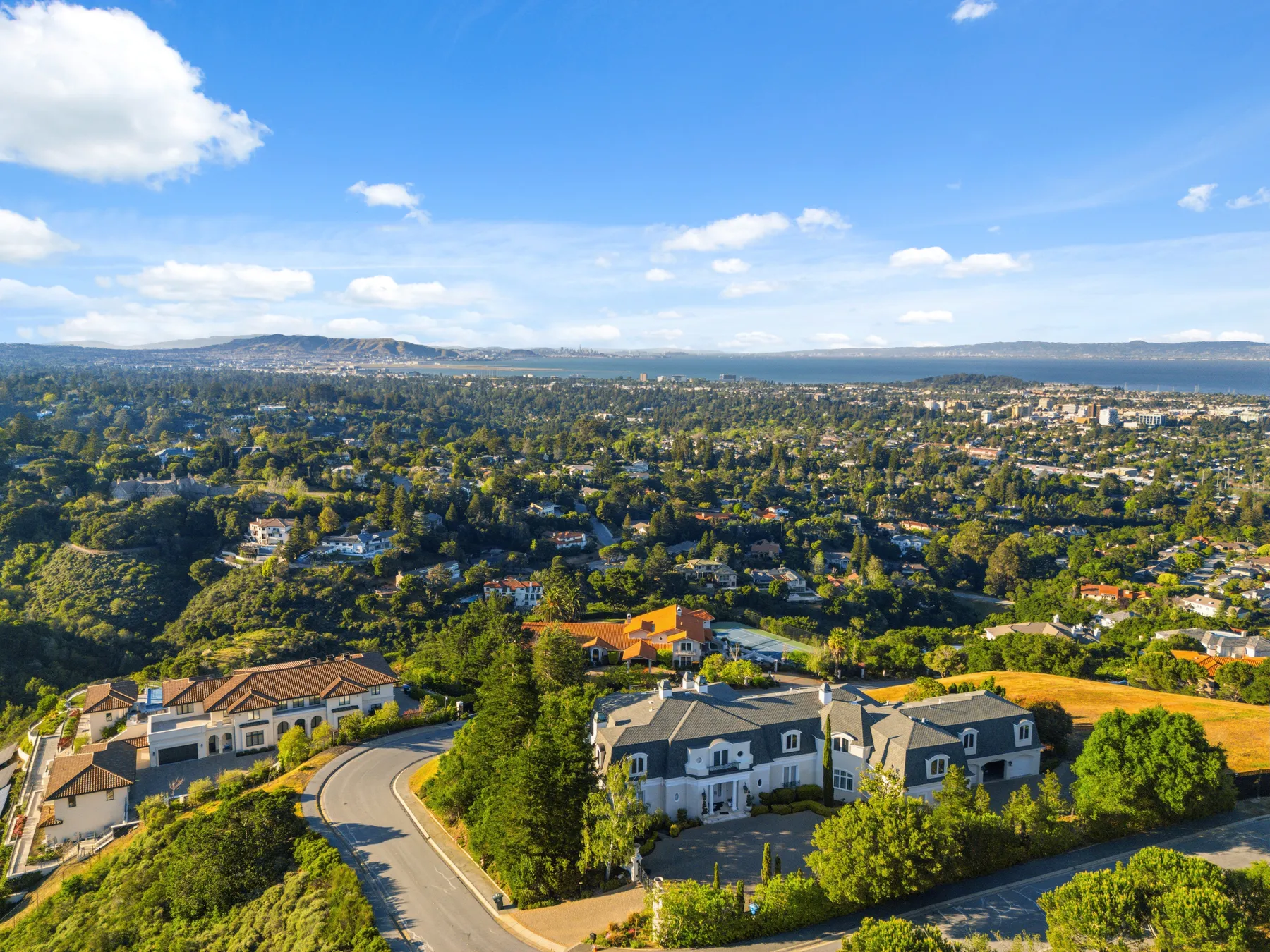 Photo 9 of 130, 200 Tobin Clark Dr, Hillsborough, CA 94010