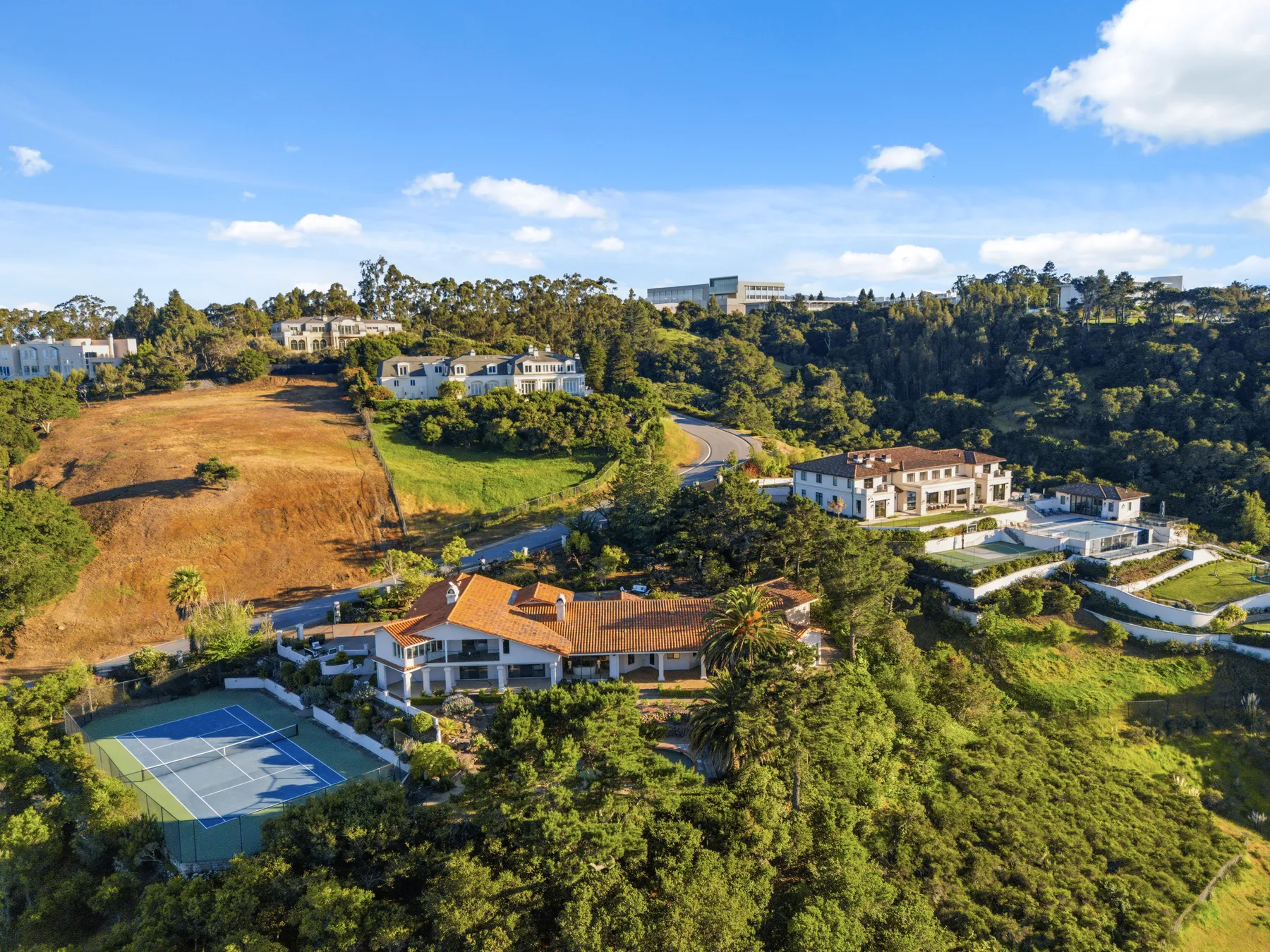 Photo 15 of 130, 200 Tobin Clark Dr, Hillsborough, CA 94010