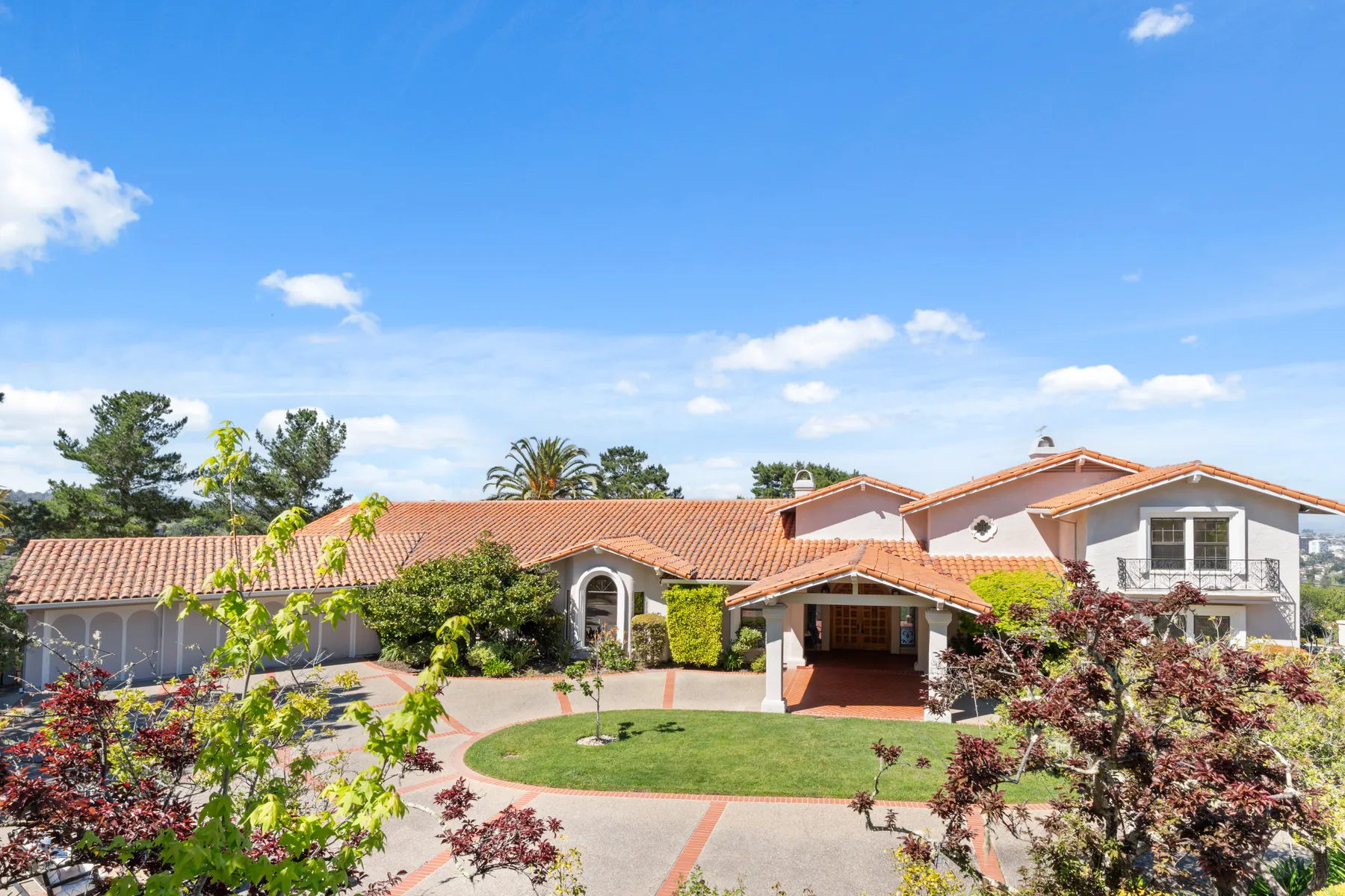 Photo 29 of 130, 200 Tobin Clark Dr, Hillsborough, CA 94010