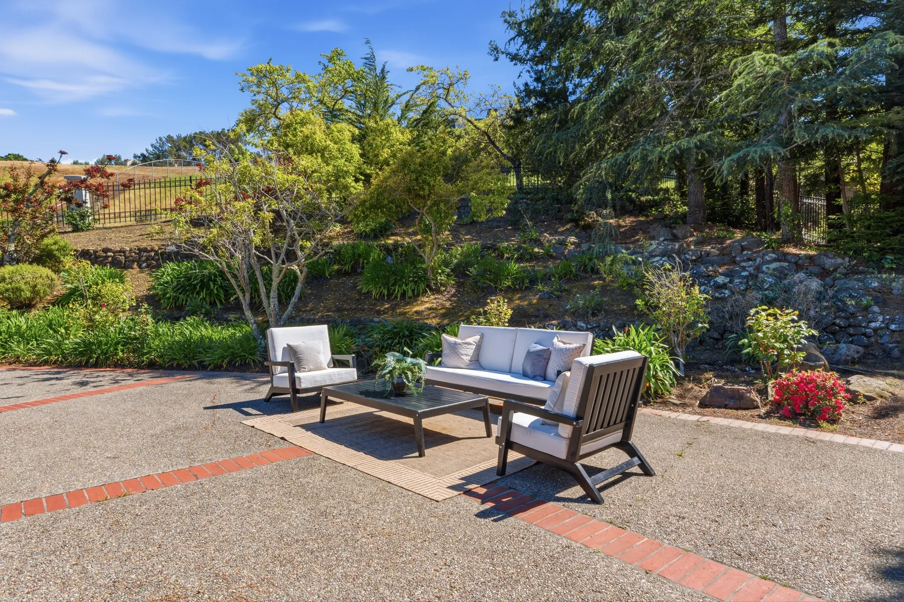 Photo 31 of 130, 200 Tobin Clark Dr, Hillsborough, CA 94010