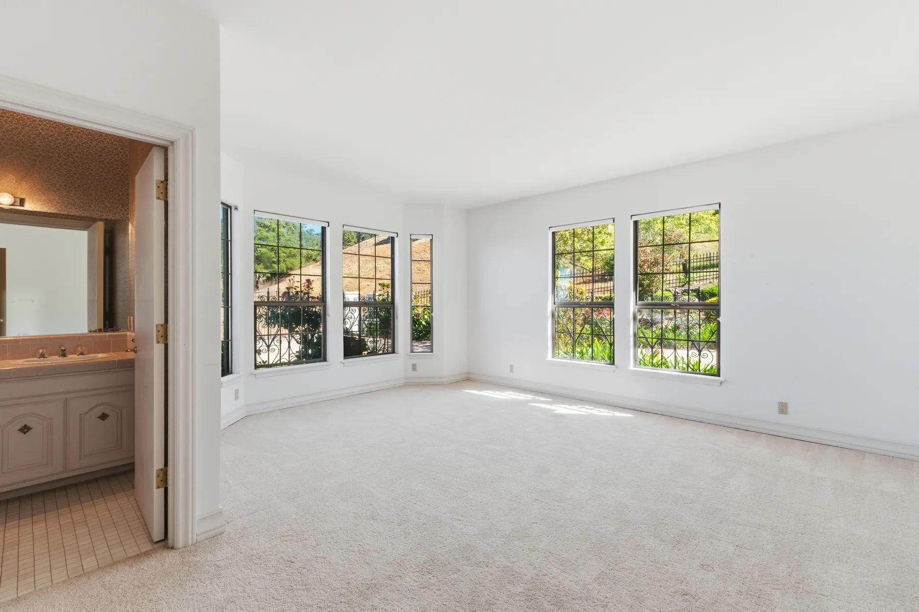 Photo 55 of 130, 200 Tobin Clark Dr, Hillsborough, CA 94010