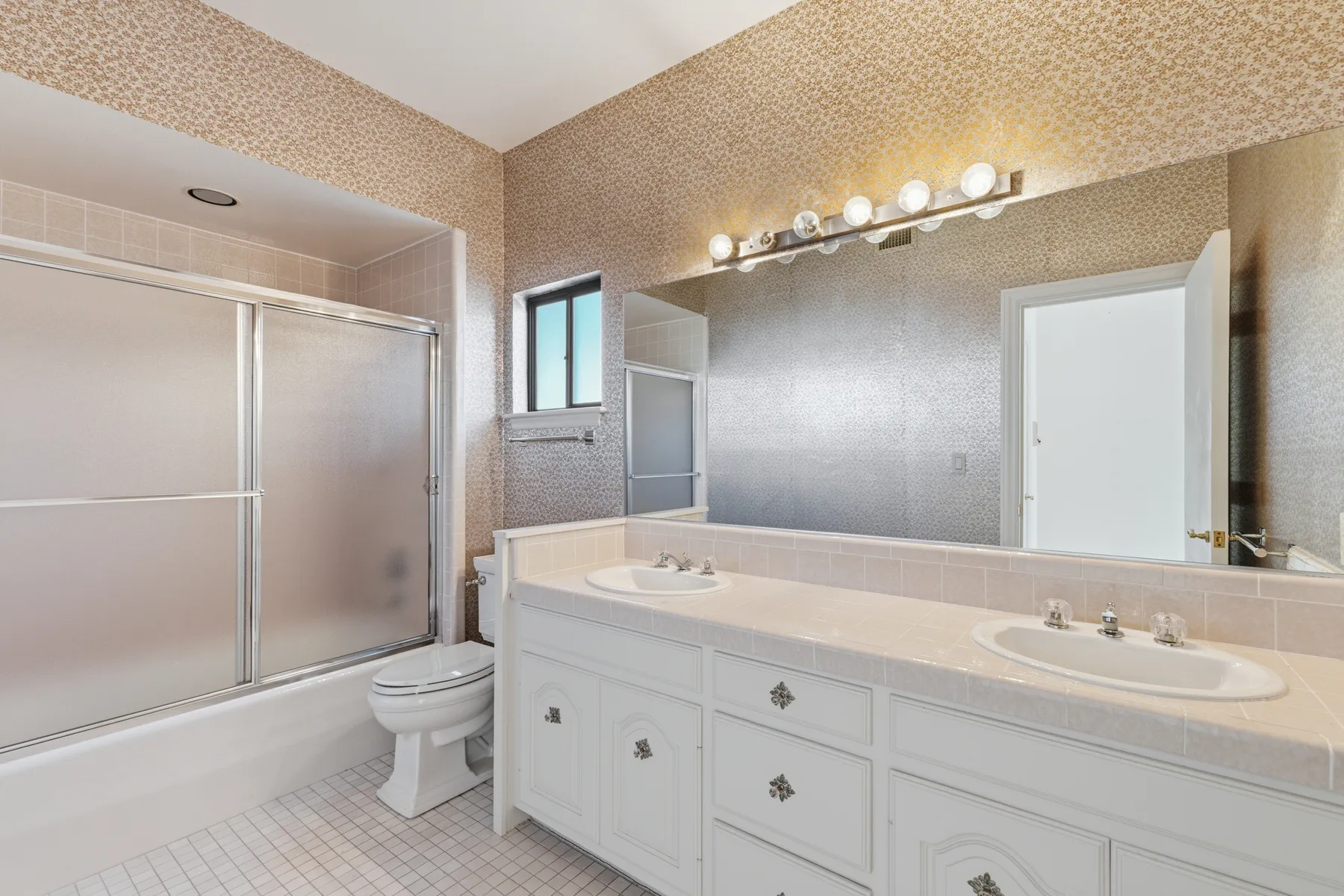 Photo 57 of 130, 200 Tobin Clark Dr, Hillsborough, CA 94010