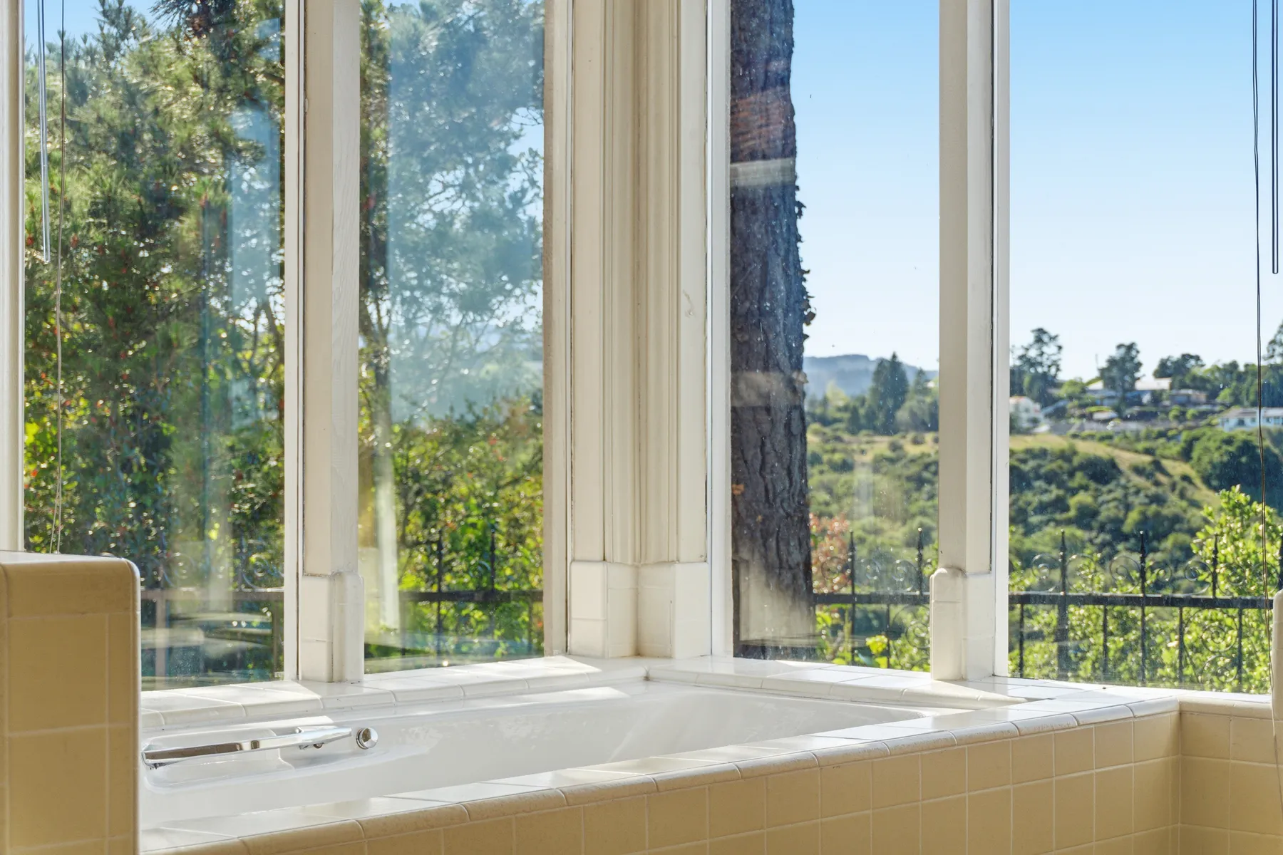 Photo 119 of 130, 200 Tobin Clark Dr, Hillsborough, CA 94010