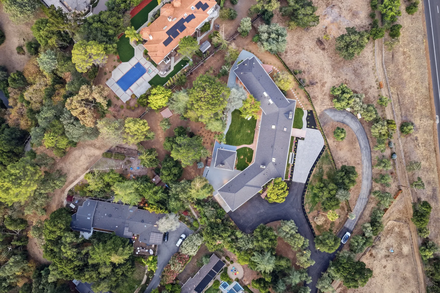Photo 6 of 146, 26201 Dori Ln, Los Altos Hills, CA 94022