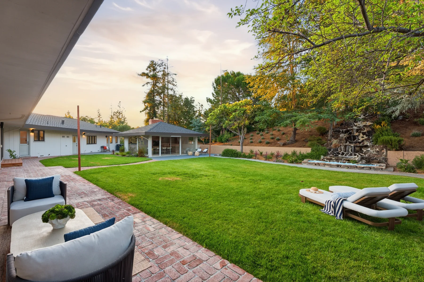 Photo 100 of 146, 26201 Dori Ln, Los Altos Hills, CA 94022