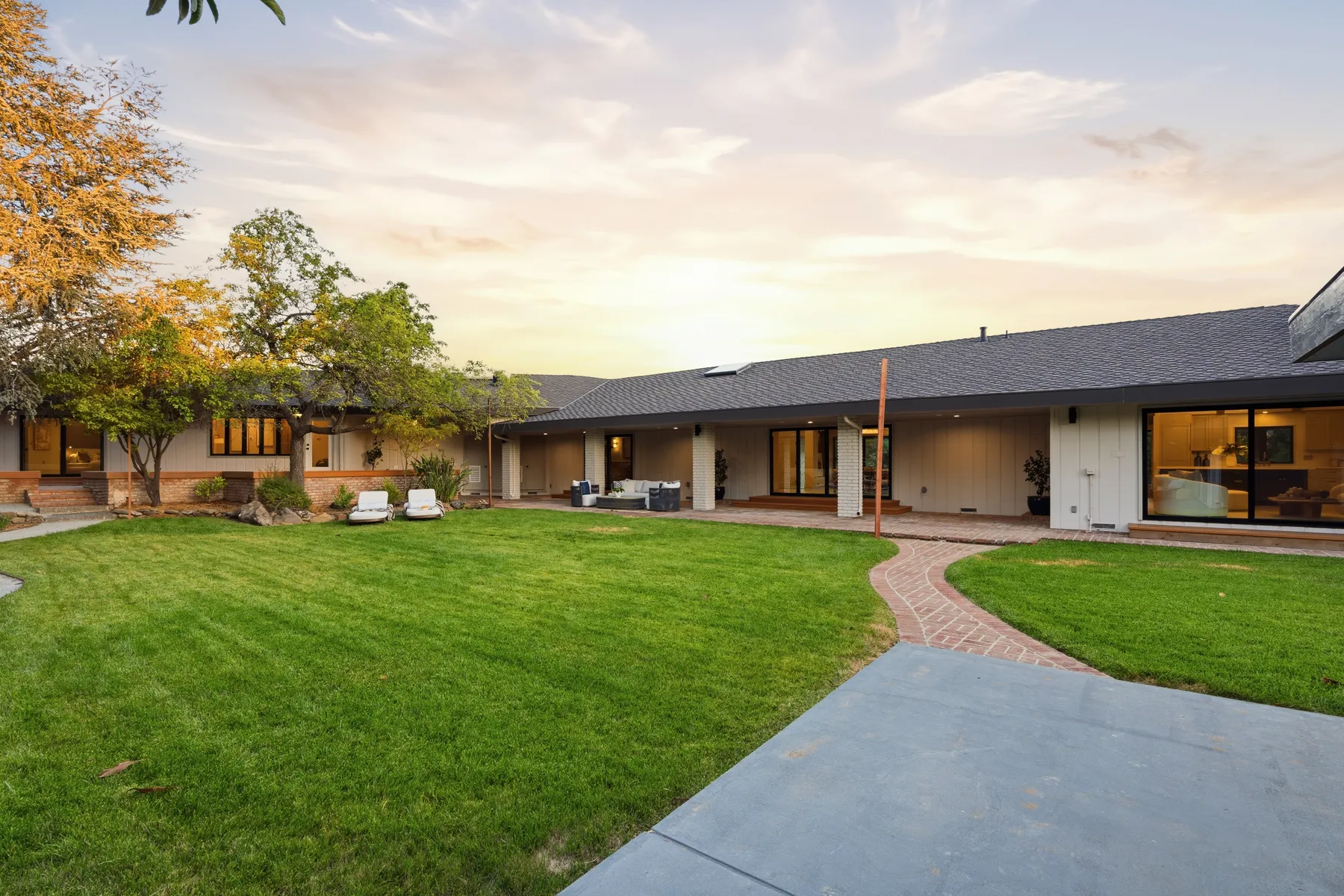 Photo 106 of 146, 26201 Dori Ln, Los Altos Hills, CA 94022
