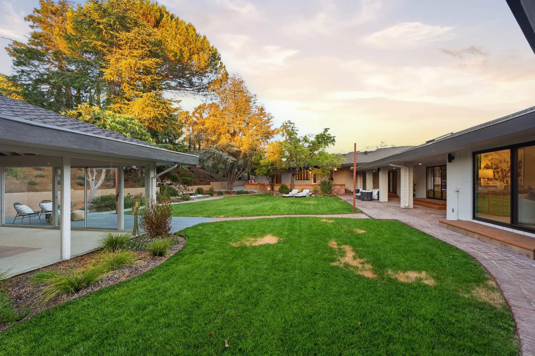 Photo 109 of 146, 26201 Dori Ln, Los Altos Hills, CA 94022