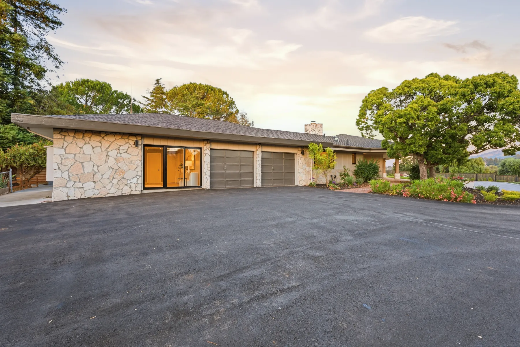 Photo 113 of 146, 26201 Dori Ln, Los Altos Hills, CA 94022