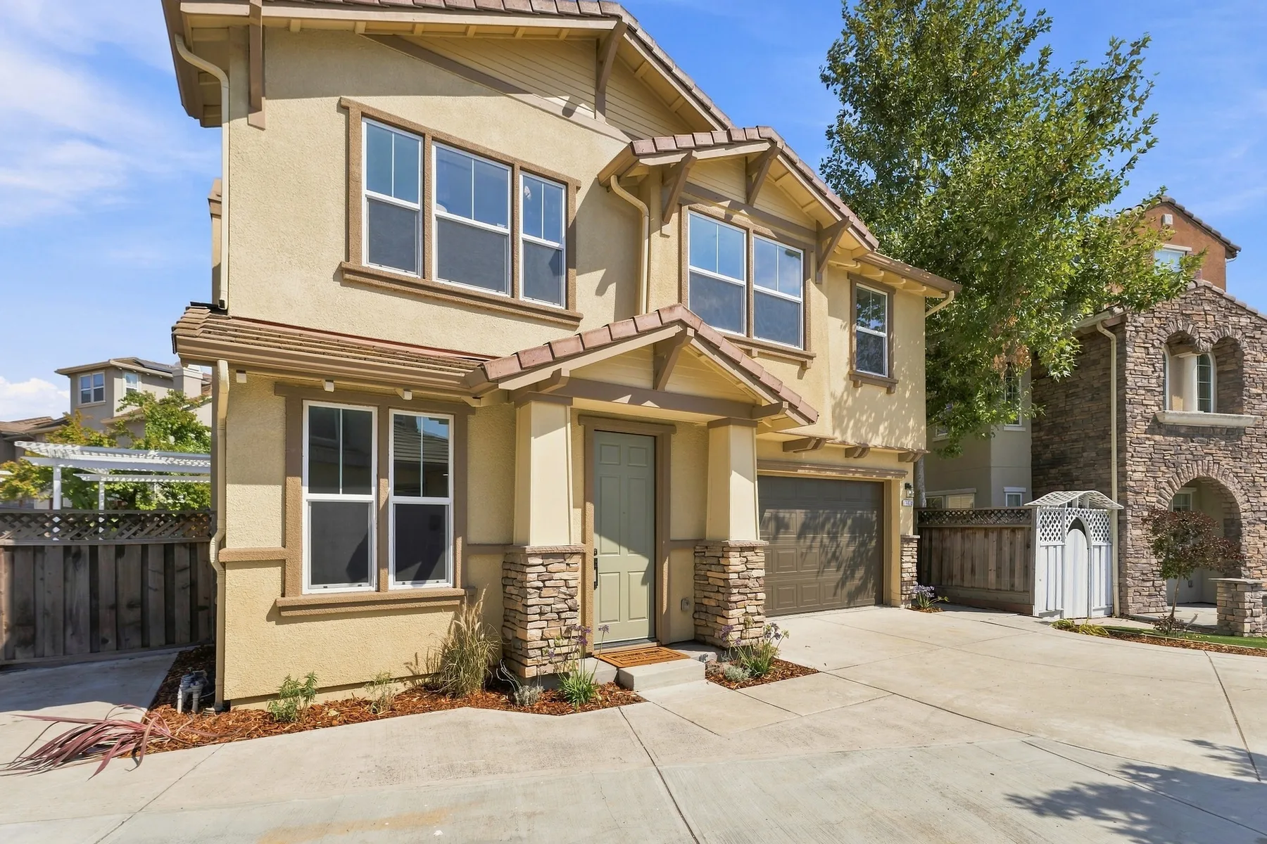 Photo 17 of 56, 7072 Goldenspur Loop, San Jose, CA 95138
