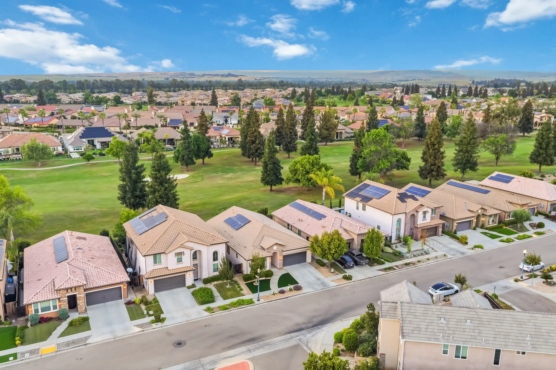 Photo 9 of 62, 1850 East Green Sage Avenue, Fresno, CA 93730