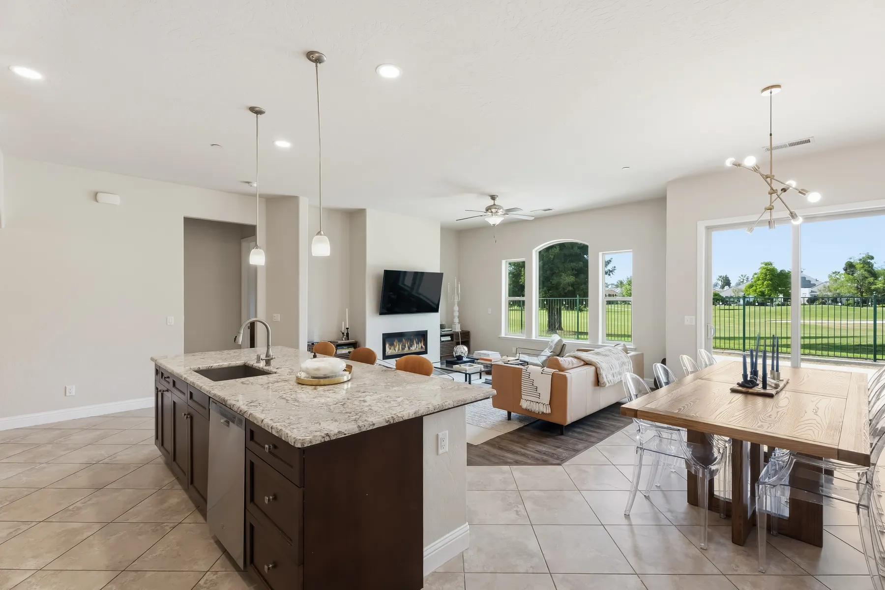 Photo 43 of 62, 1850 East Green Sage Avenue, Fresno, CA 93730