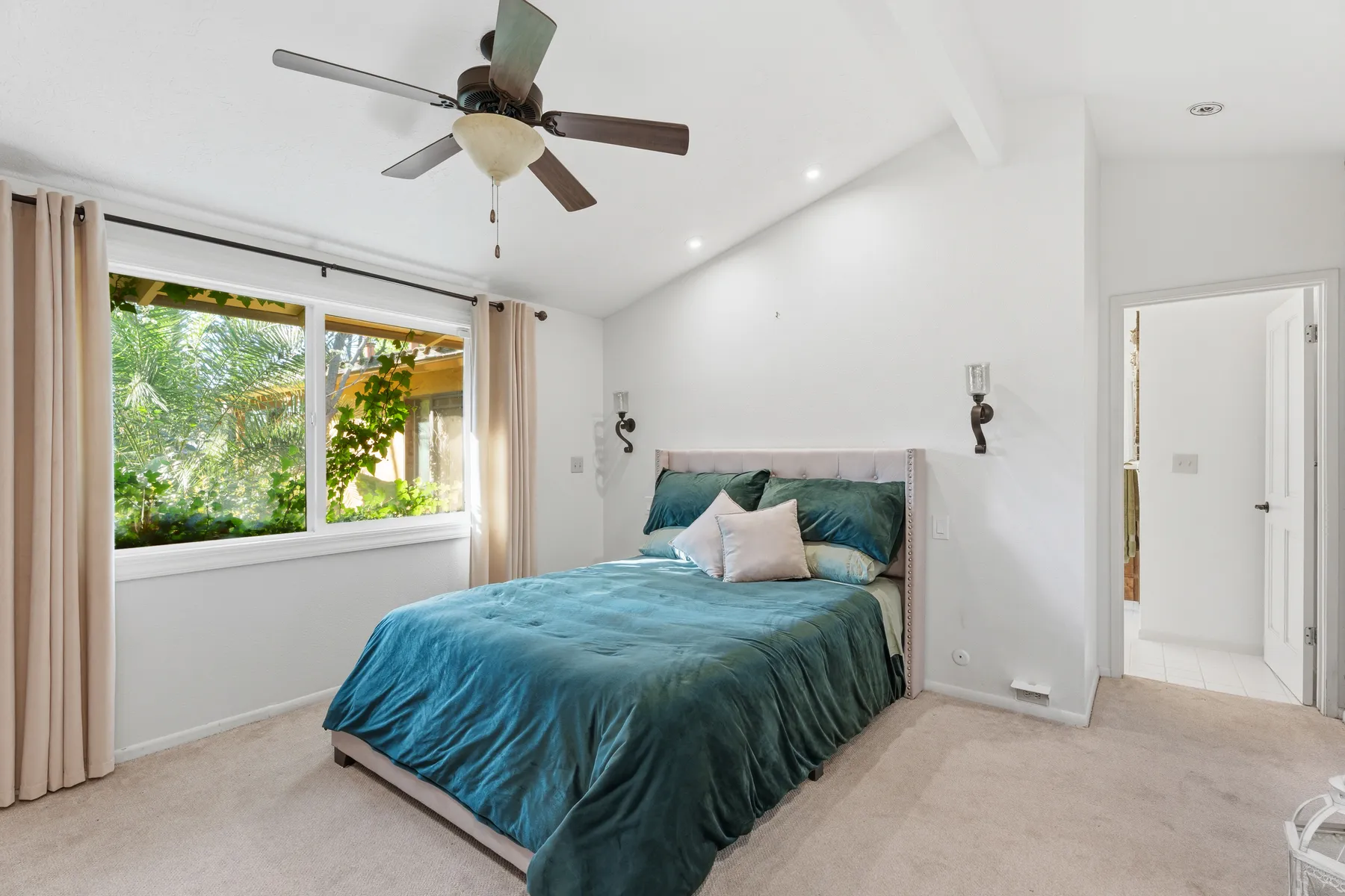 Photo 30 of 102, 5151 N Van Ness Blvd, Fresno, CA 93711