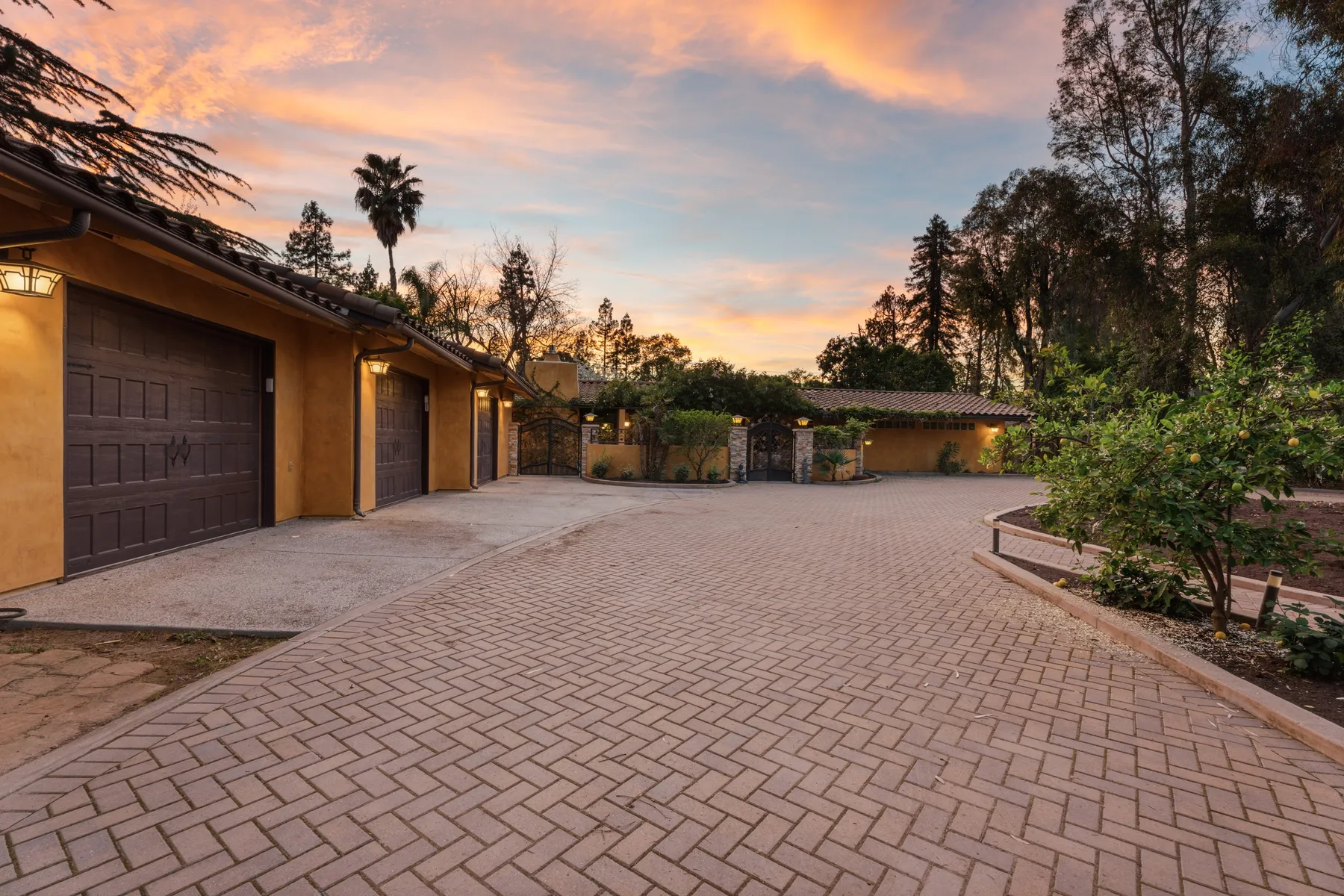 Photo 84 of 102, 5151 N Van Ness Blvd, Fresno, CA 93711
