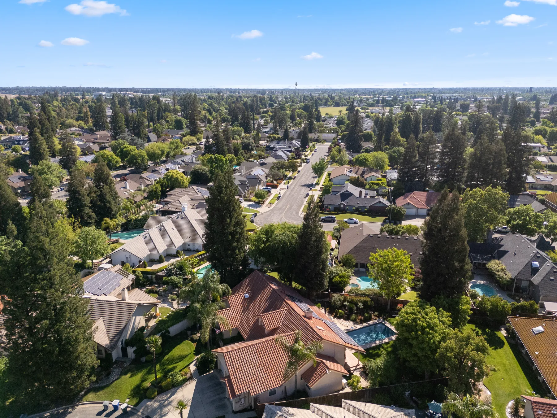 Photo 16 of 74, 7273 N Durant Ave, Fresno, CA 93711