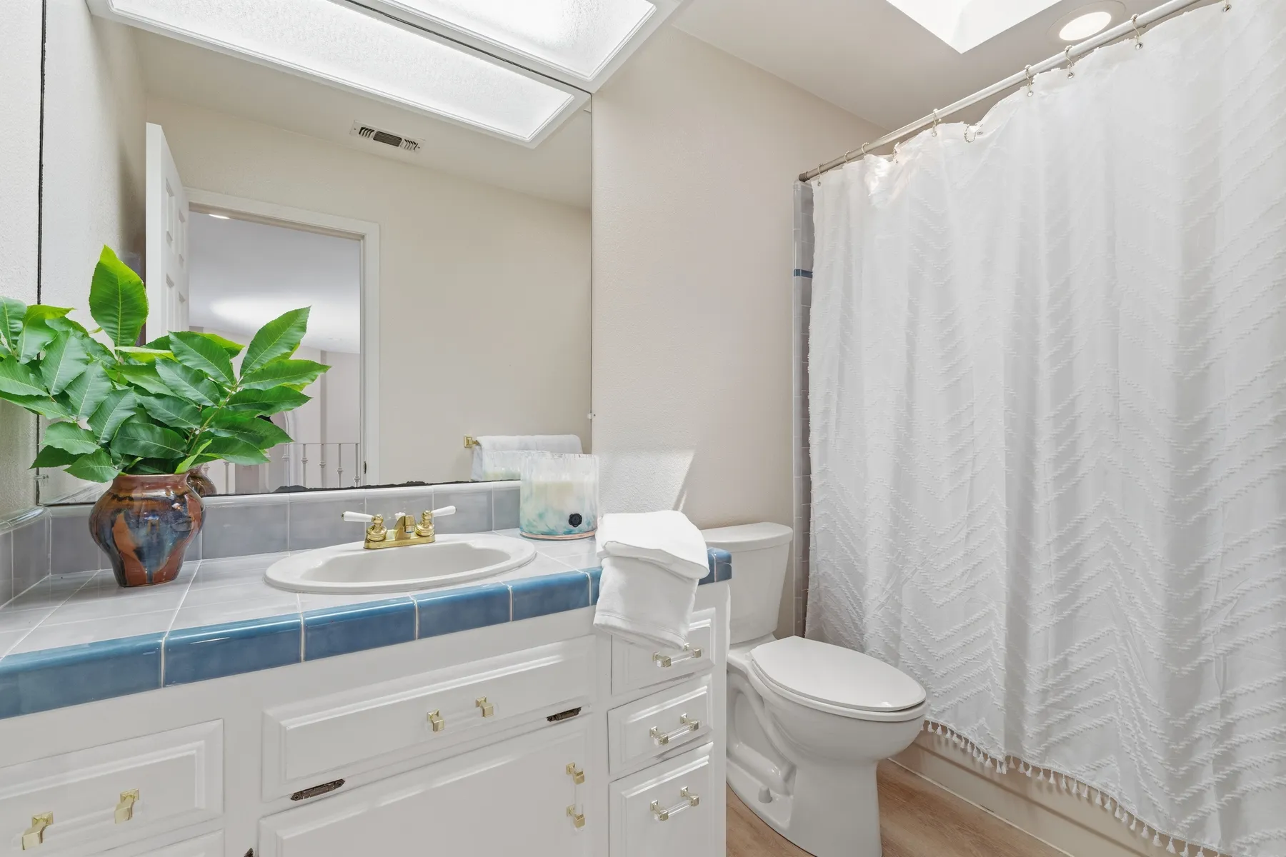 Photo 55 of 74, 7273 N Durant Ave, Fresno, CA 93711