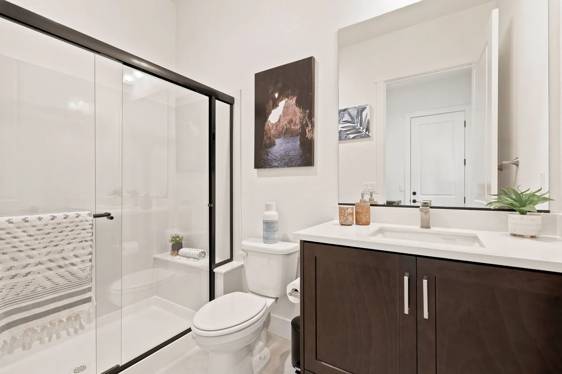 Photo 12 of 67, 17693 Bushwick Ln, Lathrop, CA 95330